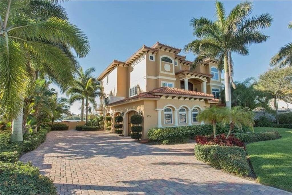 Large Mediterranean Oasis - Water Views & Pool Clearwater Beach Eksteriør billede